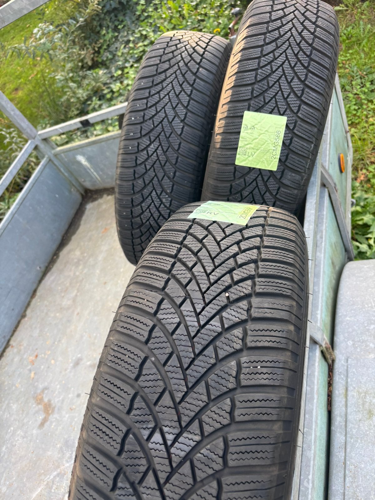 4 pneus d'hiver sur jante en acier 215/65 R17, Enlèvement, Comme neuf
