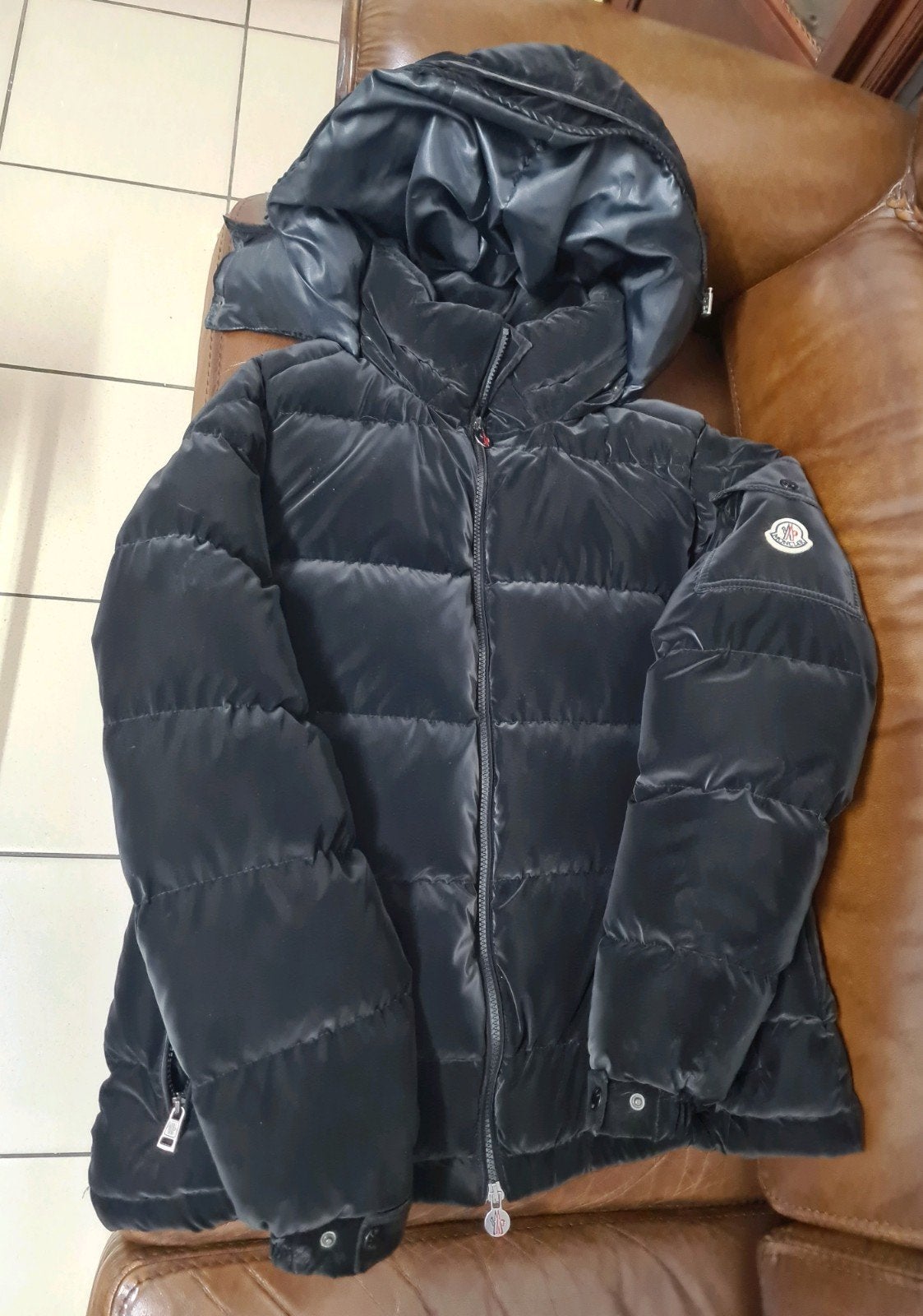 Doudoune moncler Taille S NEUF 500€, Vêtements | Hommes, Vestes | Hiver, Enlèvement, Neuf, Taille 46 (S) ou plus petite, Moncler