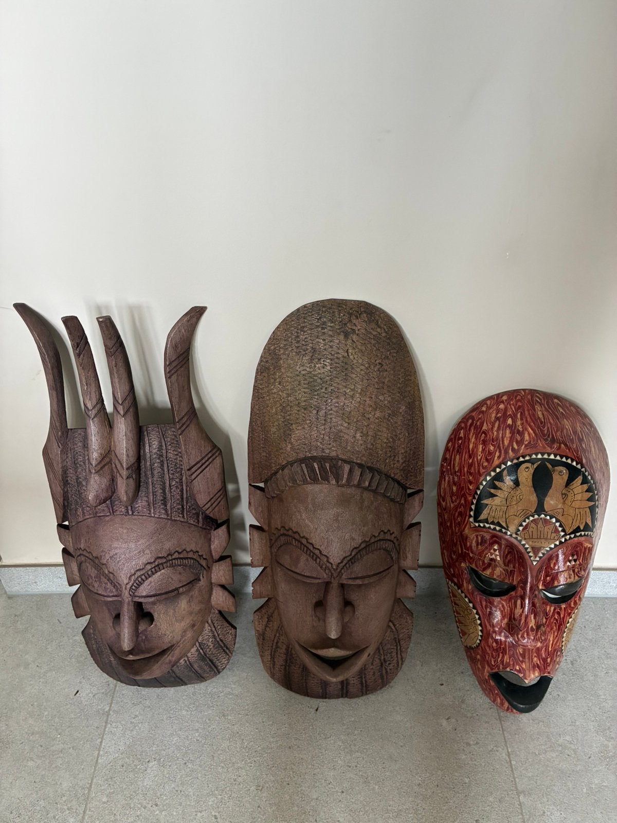 handgesneden Afrikaanse houten maskers/decoratiemaskers., Ophalen