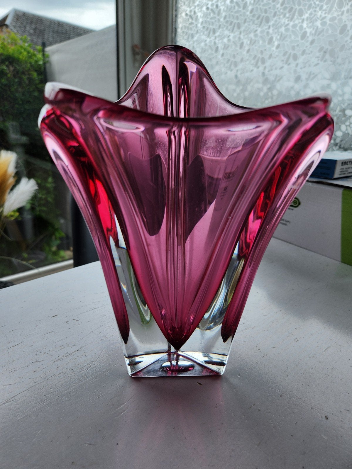 Vase val st Lambert, Enlèvement