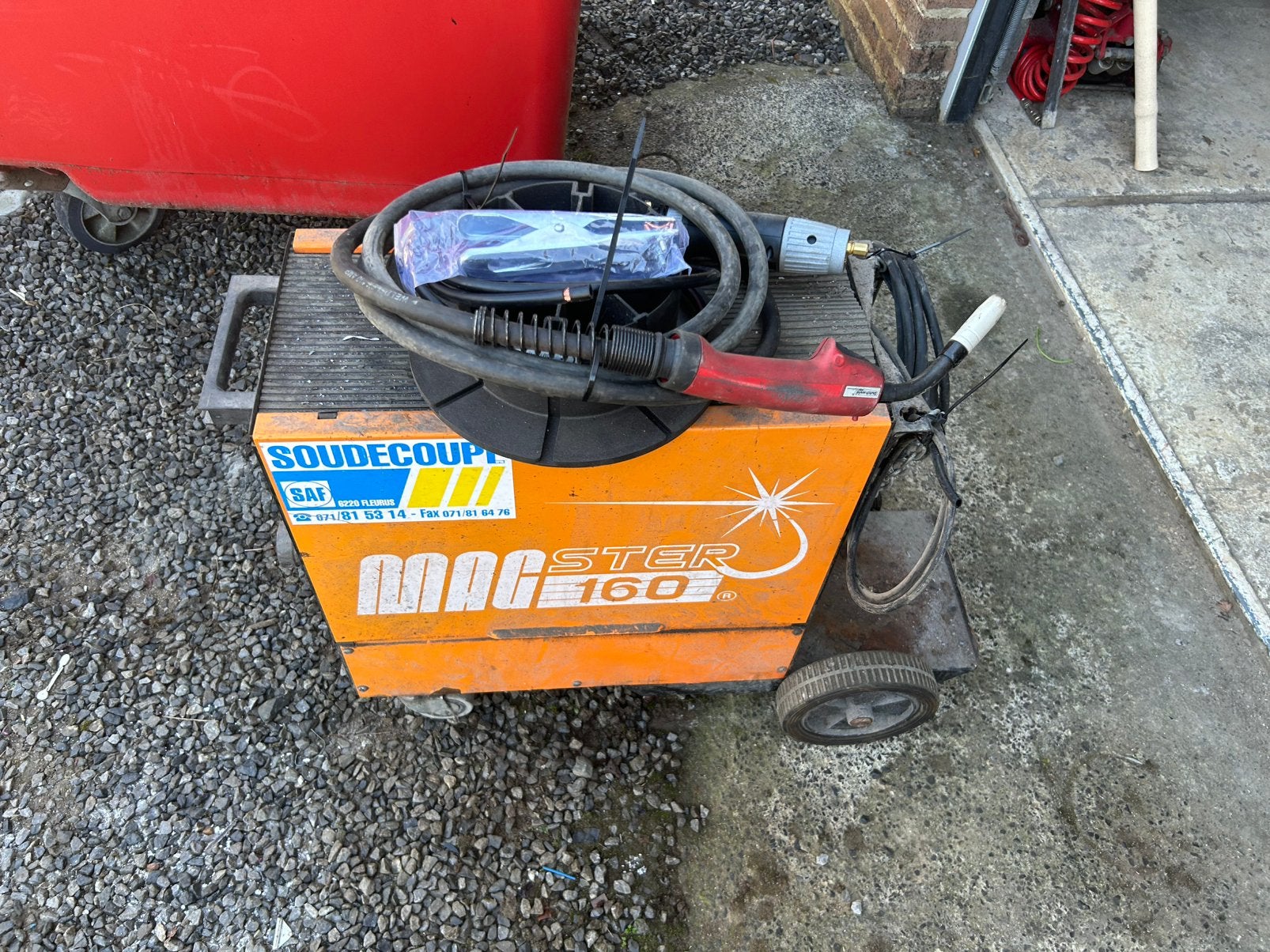 Semi Automatique Magster 160, Enlèvement, Utilisé, 150 à 250 ampères, CO2