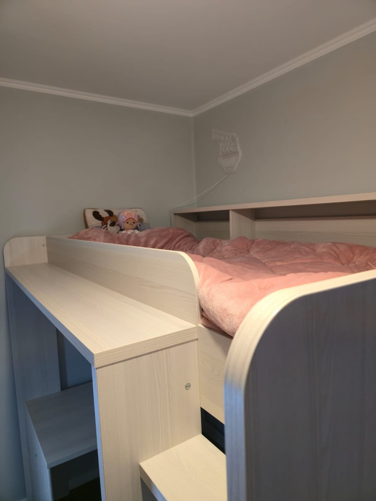 Lit mezzanine avec bureau et armoire état parfait, Maison & Meubles, Chambre à coucher | Lits superposés & Lits mezzanines, Comme neuf
