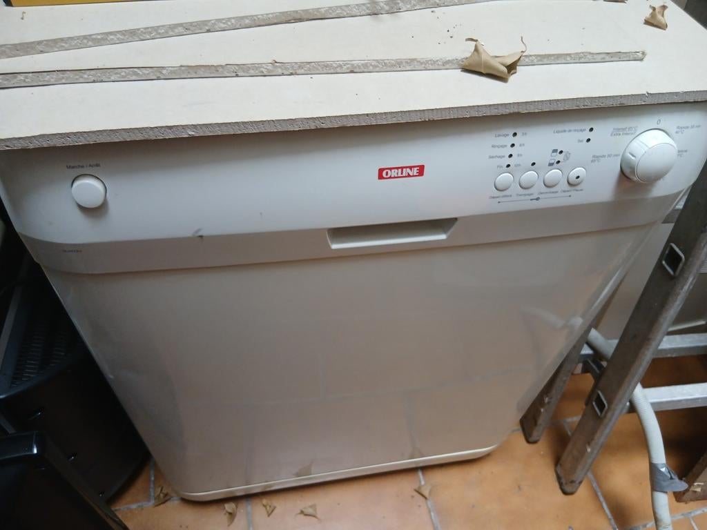 lave vaisselle fonctionnelle a donner