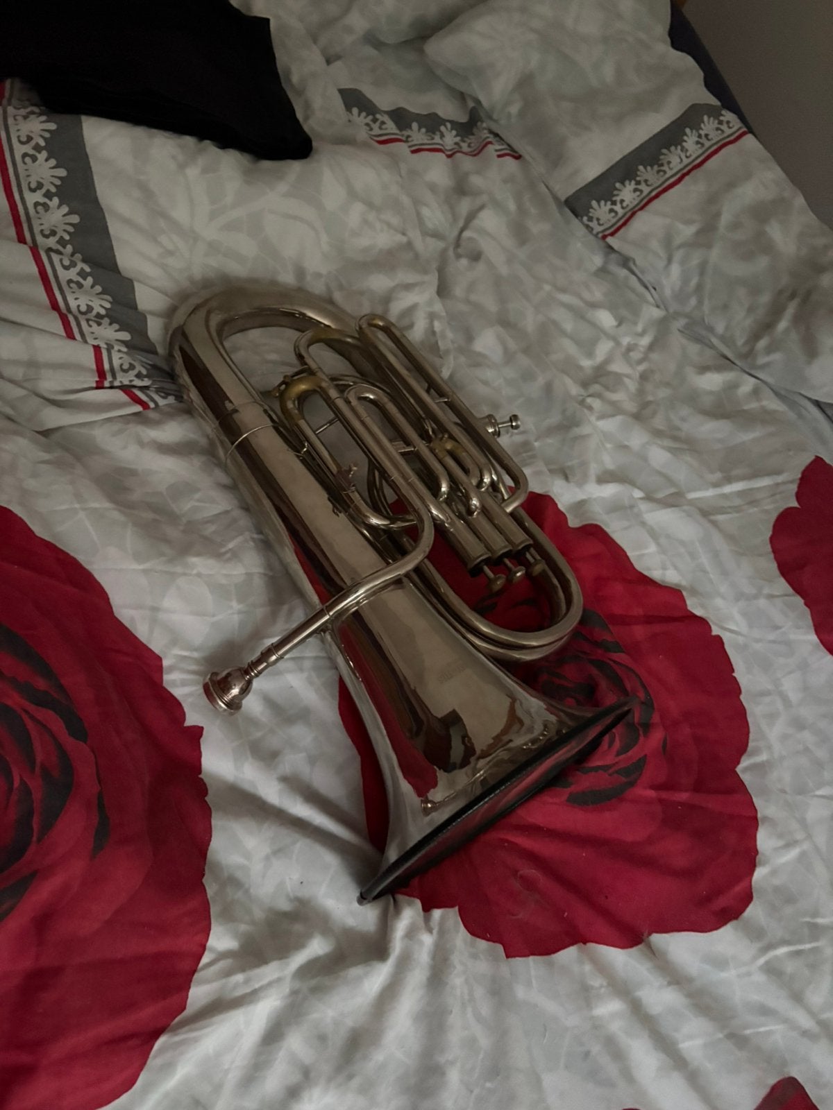 Tuba gerday et fils, Ophalen, Zo goed als nieuw