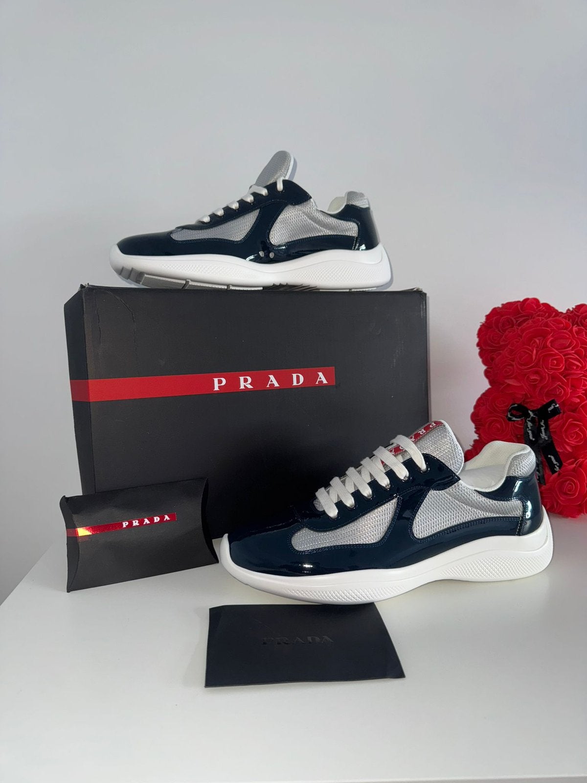Prada blauw maat 43, Ophalen of Verzenden, Zo goed als nieuw