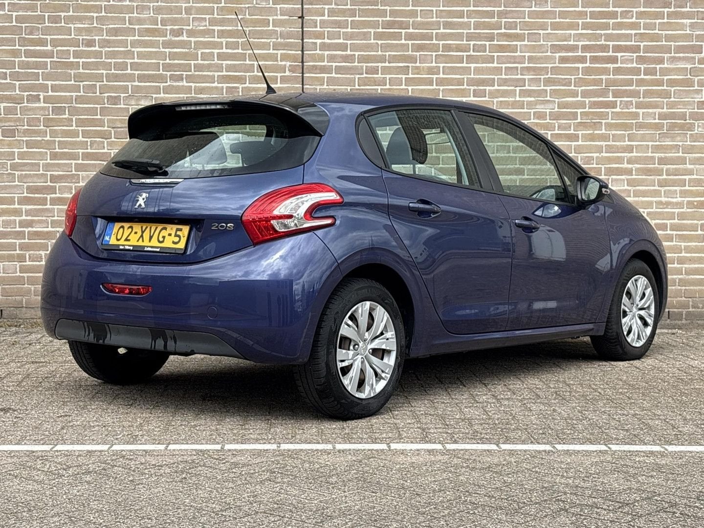 Peugeot 208 1.2 VTi Blue Lease | Cruise | Airco |, Blauw, Bedrijf, Handgeschakeld, Electronic Stability Program (ESP)