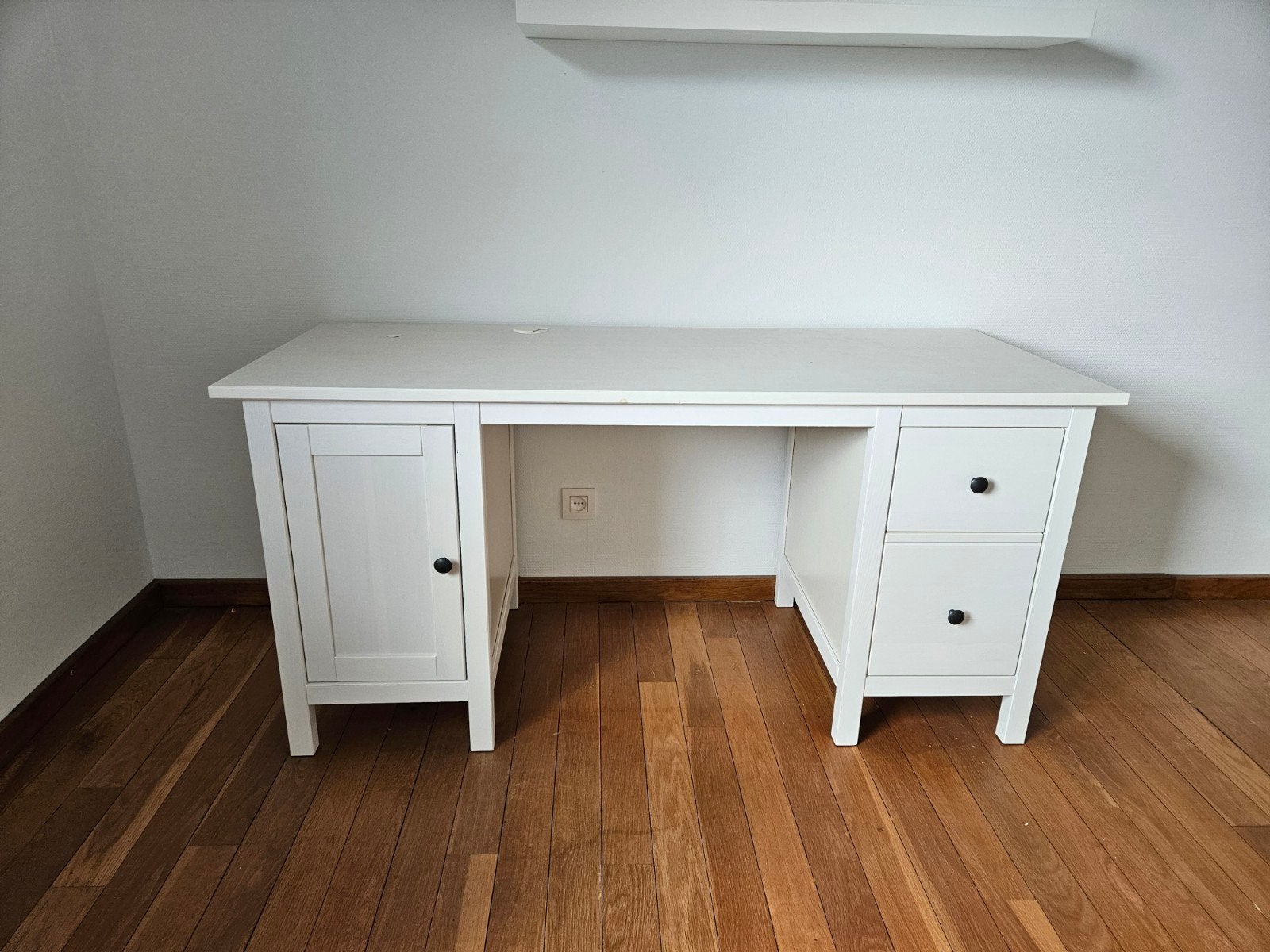 Bureau IKEA HEMNES blanc, 155 cm, 65 cm, Utilisé, IKEA
