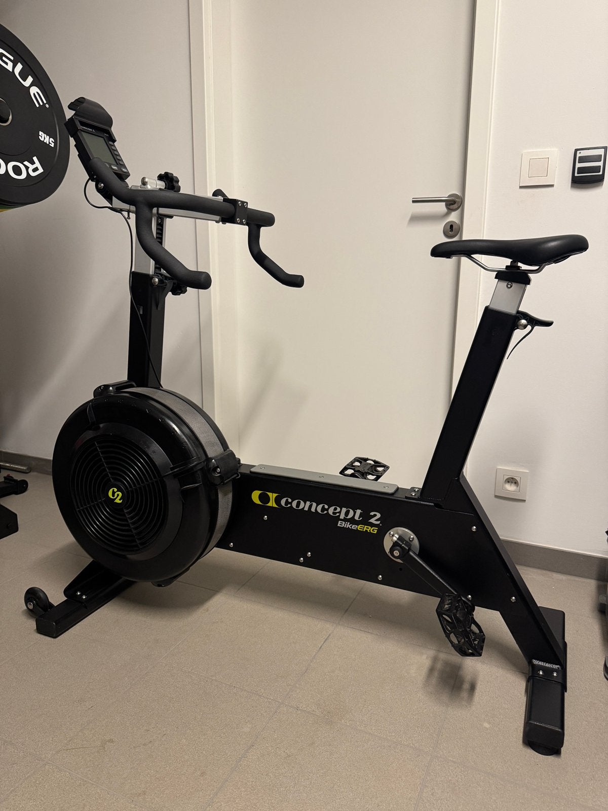 Concept2 BikeErg met PM5 – professionele airbike hometrainer, Ophalen, Zo goed als nieuw, Airbike