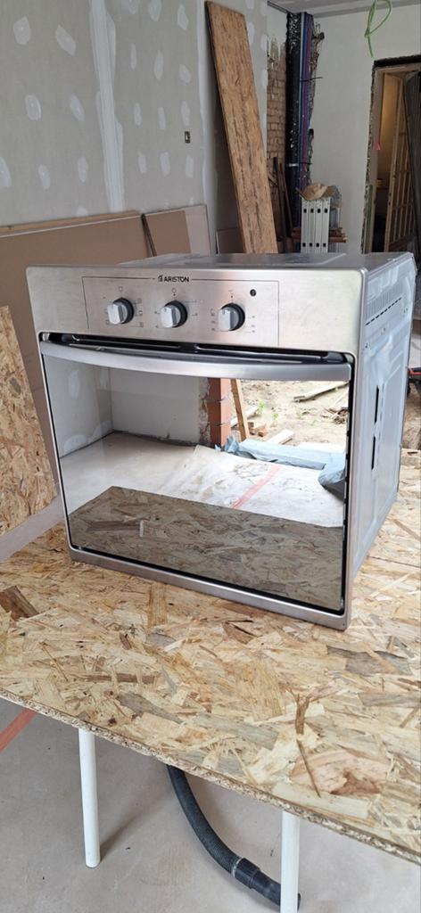 Inbouwoven Ariston, Elektronische apparatuur, Ovens, Ophalen, Gebruikt, Hete lucht, 60 cm of meer