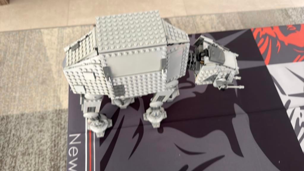 Lego star wars at at, Enlèvement, Comme neuf