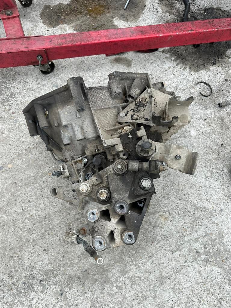 Versnellingsbakken peugeot citroen 2.2 hdi, Ophalen, Peugeot