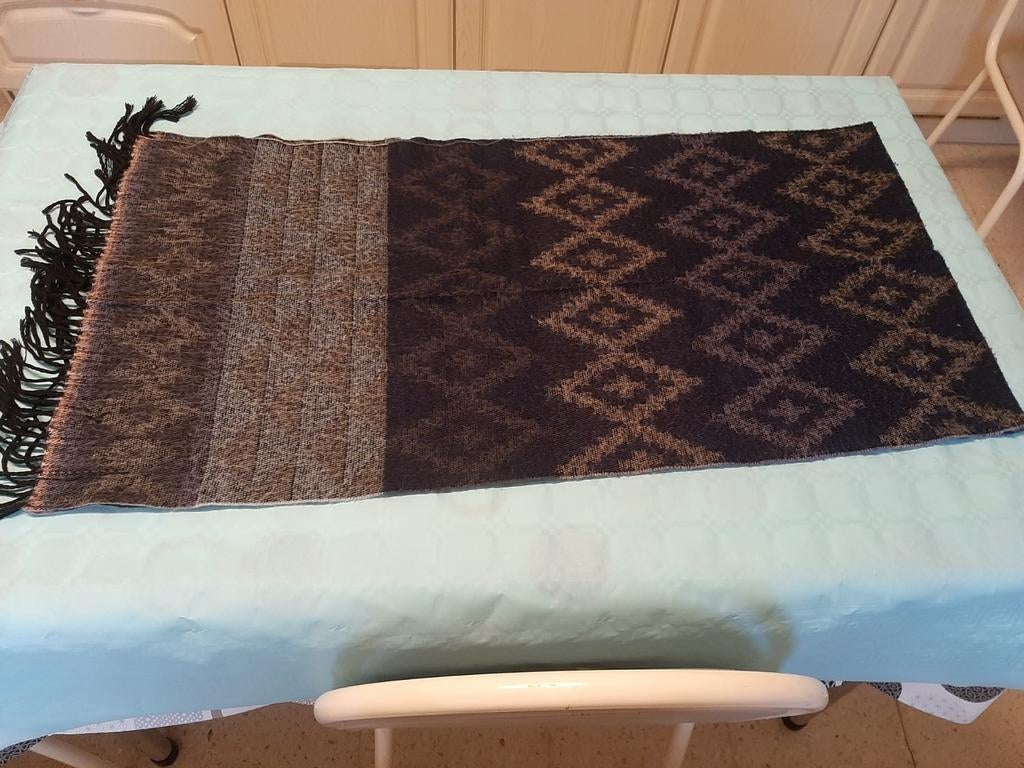 Warme etnische winterstof sjaal blauw/bruin – 180cm x 92 cm, Kleding | Dames, Mutsen, Sjaals en Handschoenen, Zo goed als nieuw