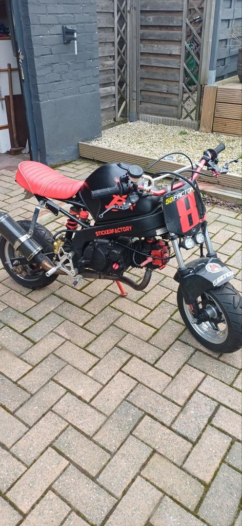 Te koop. 900€, Ophalen