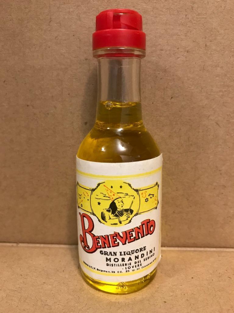 Benevento - Morandini - Proefflesje alcohol - 25 cc, Ophalen of Verzenden, Italië, Vol