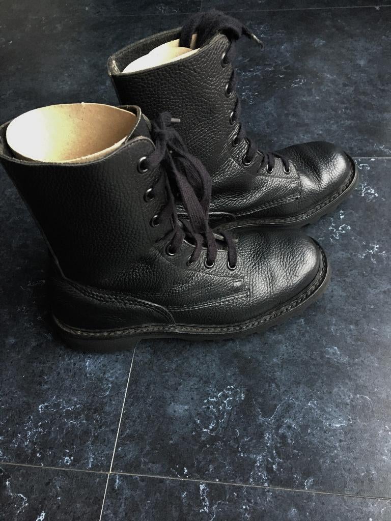 Zwarte lederen botten 40 (scouts,carnaval,gothic), Kleding | Dames, Ophalen of Verzenden, Zo goed als nieuw, Zwart