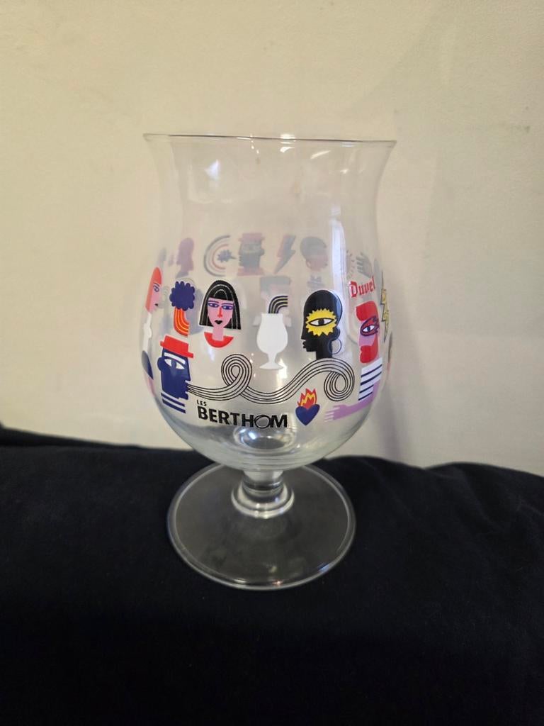 TE KOOP DUVELGLAS BERTHOM, Verzamelen, Glas en Drinkglazen, Ophalen of Verzenden