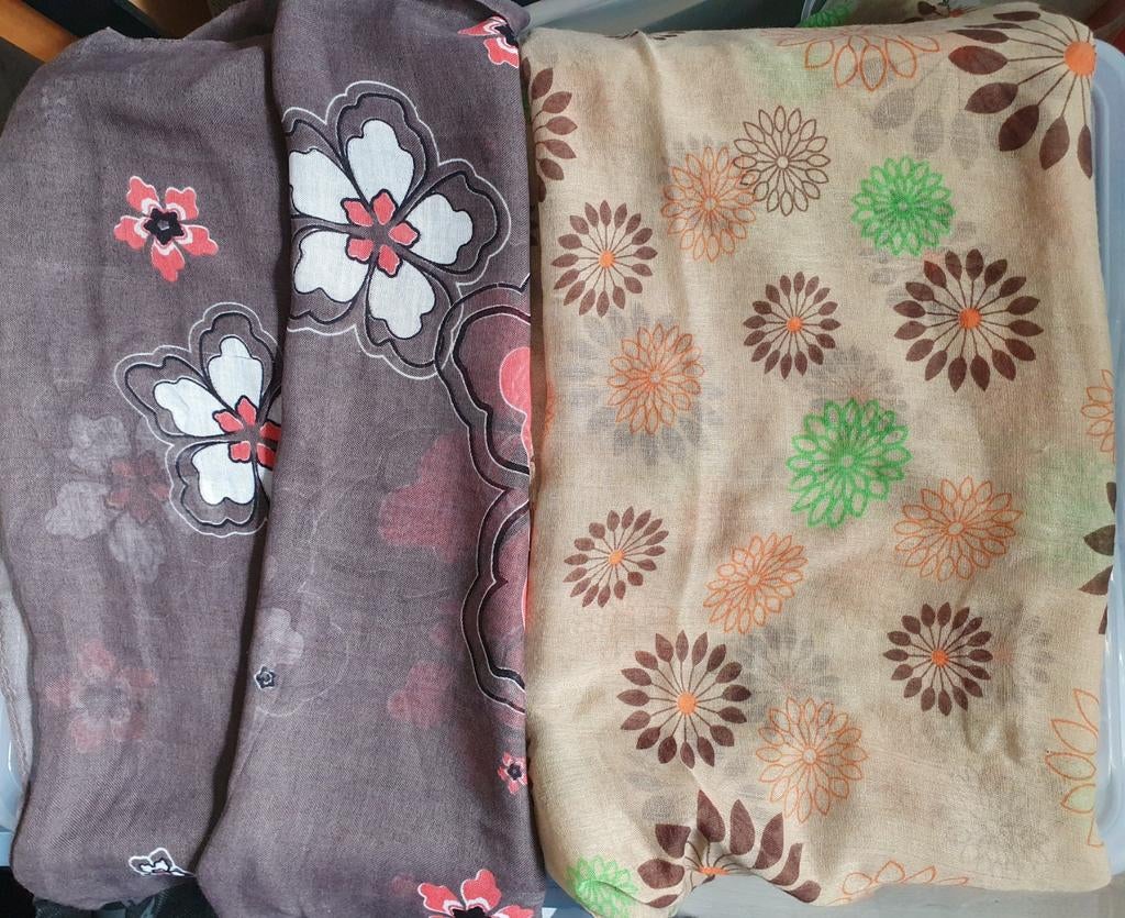 Foulards : ton marron, Enlèvement ou Envoi, Comme neuf
