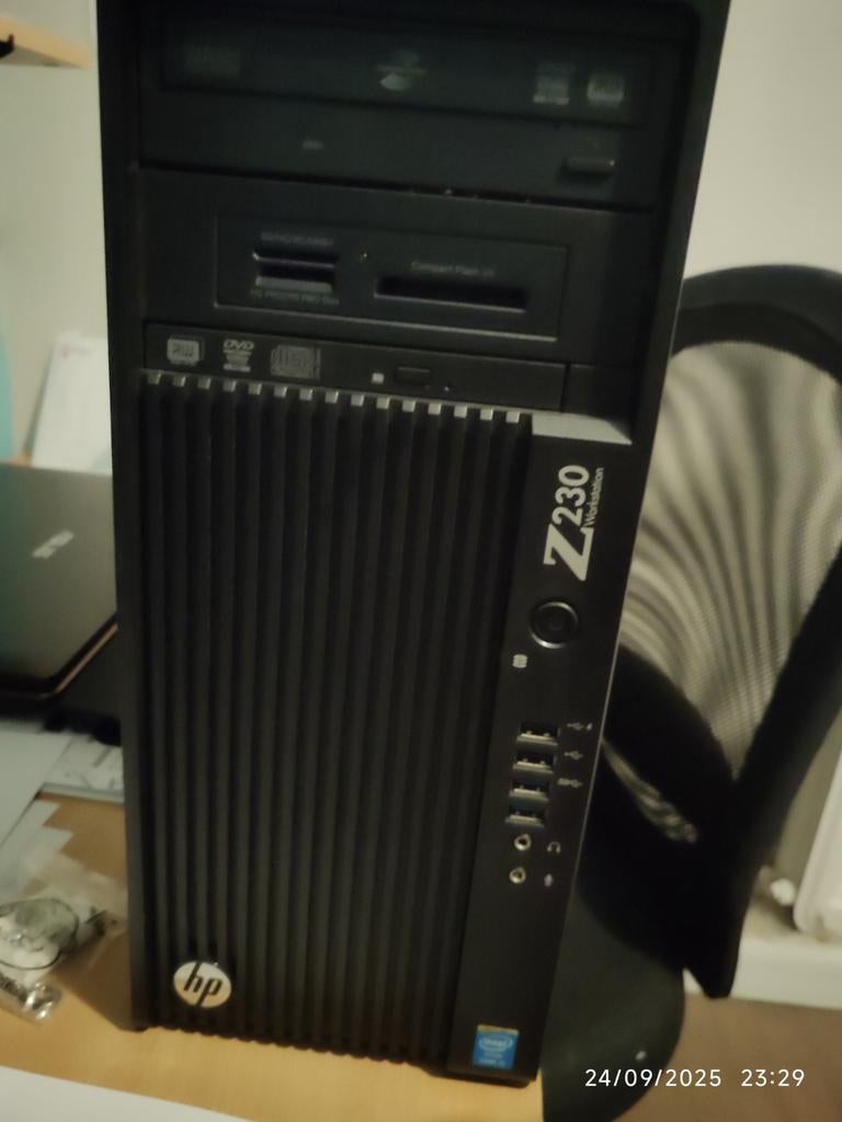 Pc de bureau avec écran., Avec moniteur, Enlèvement, Utilisé, SSD