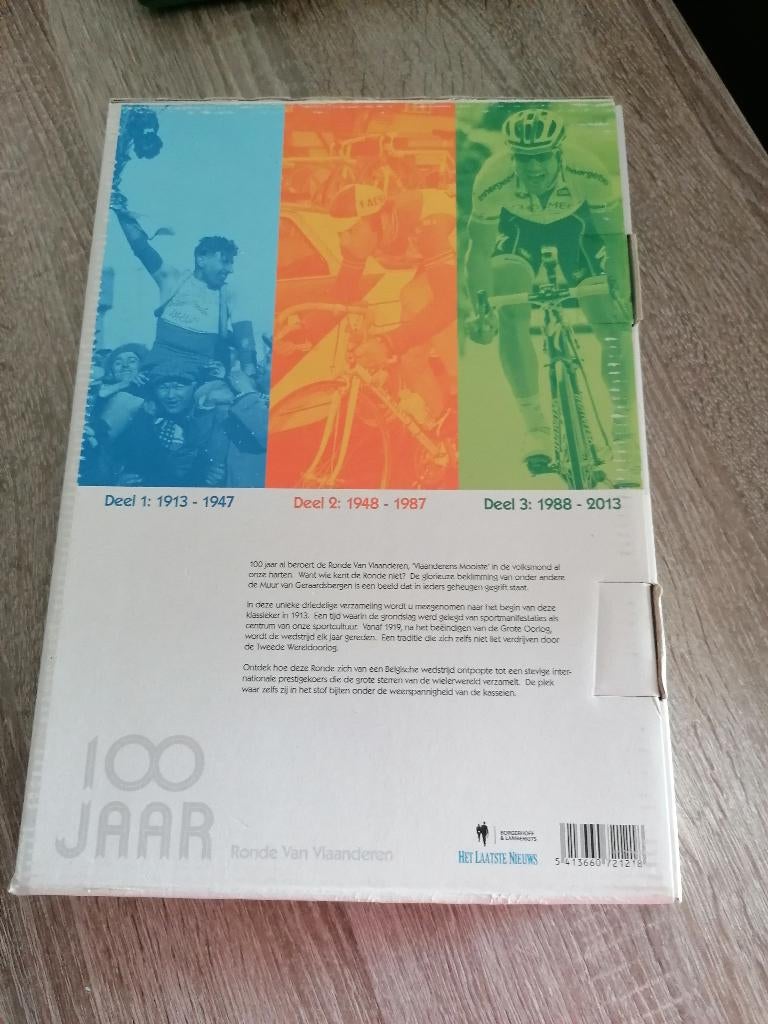 box 3 boeken " 100 jaar ronde van vlaanderen ", Boeken, Ophalen, Lopen en Fietsen, Zo goed als nieuw, Luc Schoonjans
