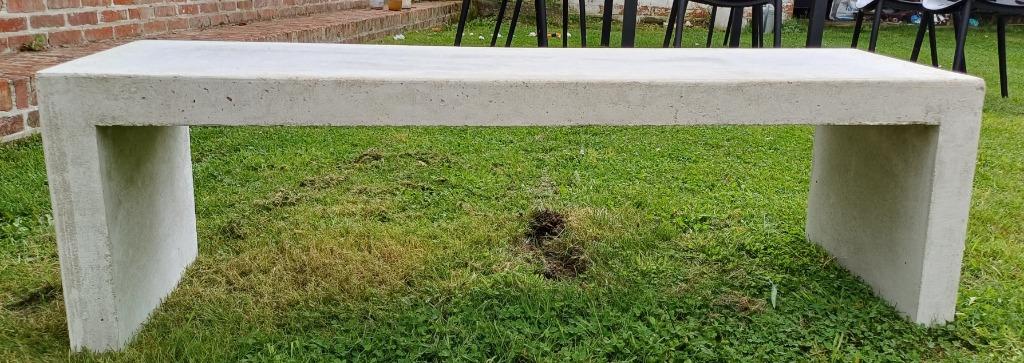 Witte tuinbank uit gewapend beton, Tuin en Terras, Ophalen, Nieuw, Overige materialen
