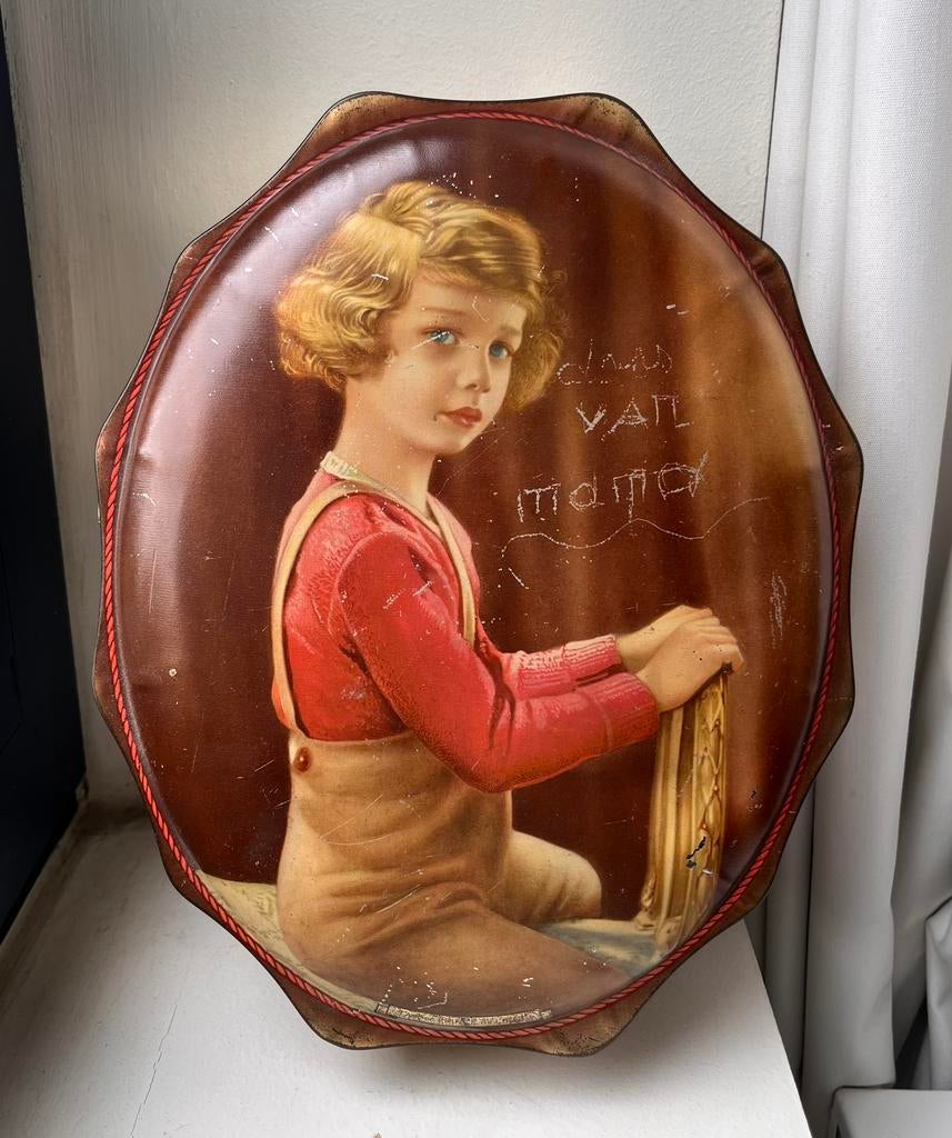 Vintage Côte d’Or blikkendoos met meisje op stoel, Antiek en Kunst, Ophalen