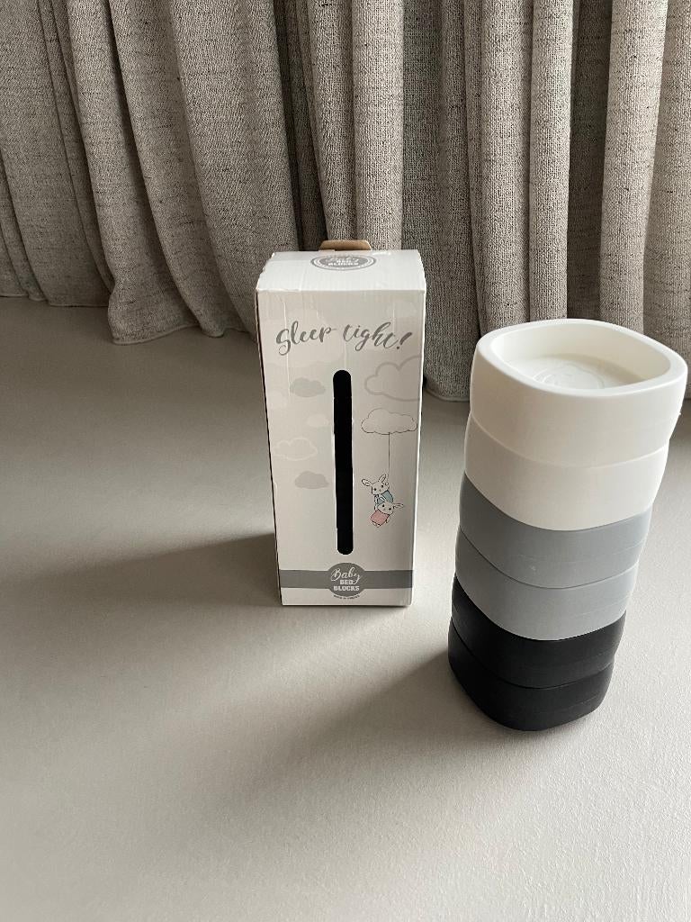 bed blocks / stapelblokken bed, Kinderen en Baby's, Ophalen, Zo goed als nieuw