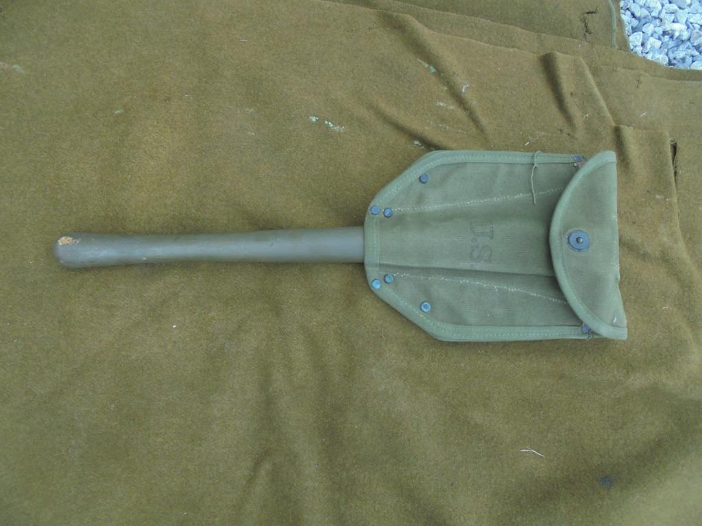 pelle beche pliante m43 us army ww2 datee 1944/45, Collections, Enlèvement ou Envoi, Armée de terre