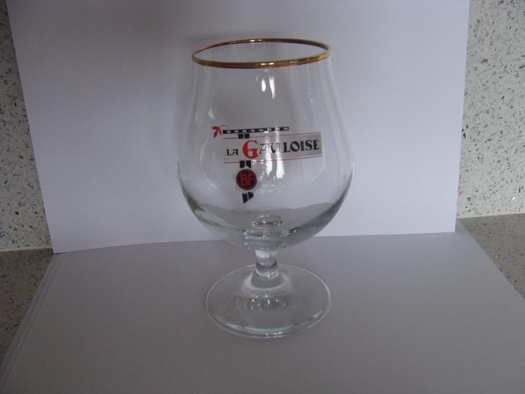 ancien verre à bière la Gauloise et 1Adler-Pils, neuf, Ophalen of Verzenden, Nieuw, Glas of Glazen, Overige merken