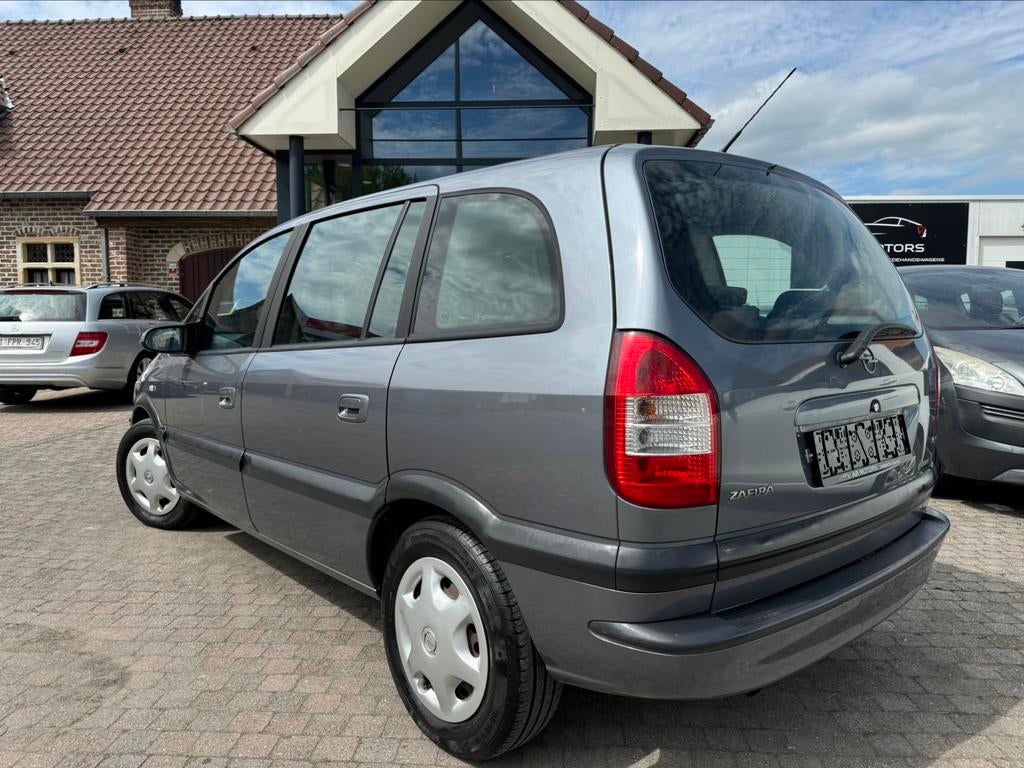 Opel Zafira 1.6benzine Elégance 2006 98.000km Airco 7 plaats, Auto's, Opel, Monovolume, Bedrijf, Metaalkleur, Zafira
