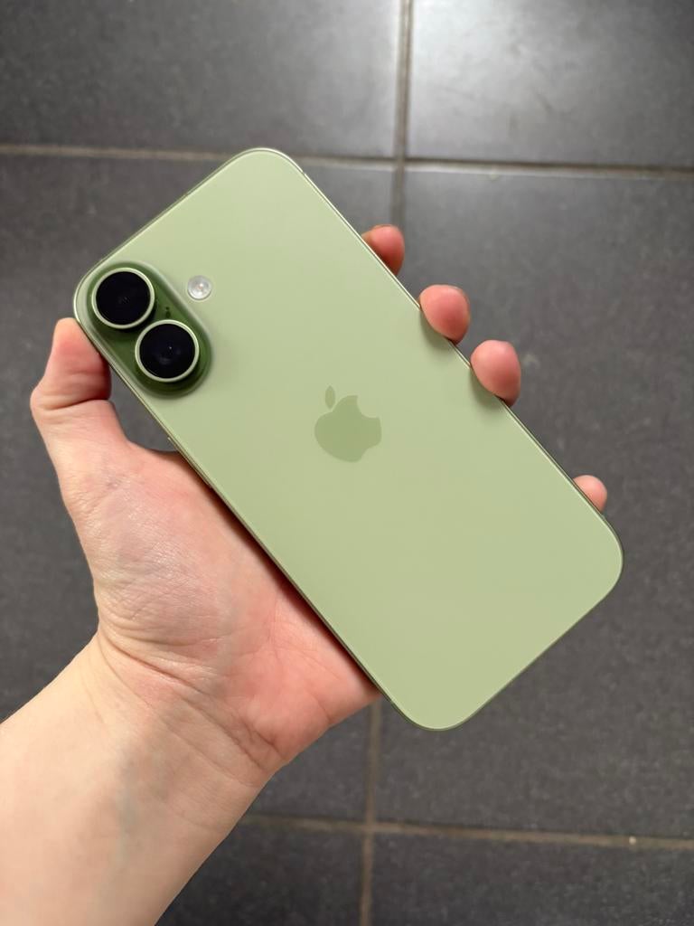 Iphone 17, Autres modèles, Comme neuf, 100 %, Avec simlock (verrouillage SIM)