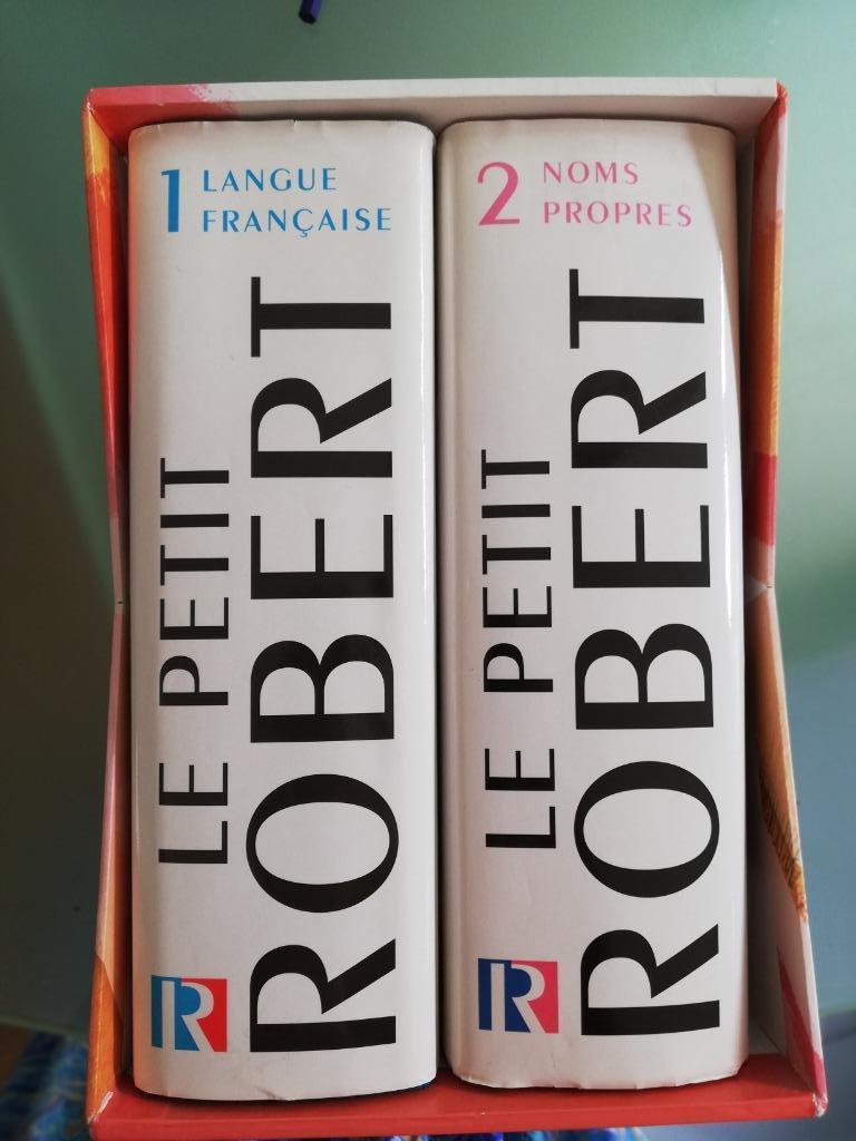 Dictionnaires Le Robert 2 volumes, Livres, Enlèvement, Utilisé, Français, Autres éditeurs