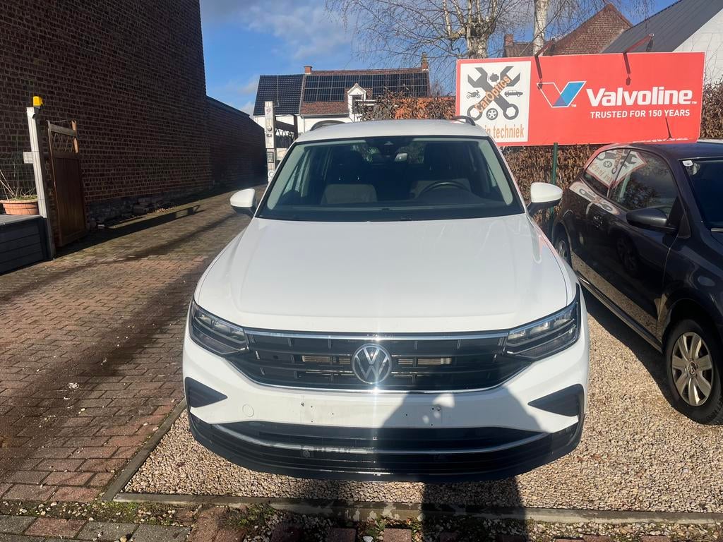 Volkswagen tiguan, Auto's, Volkswagen, USB, 4 cilinders, Wit, Bedrijf