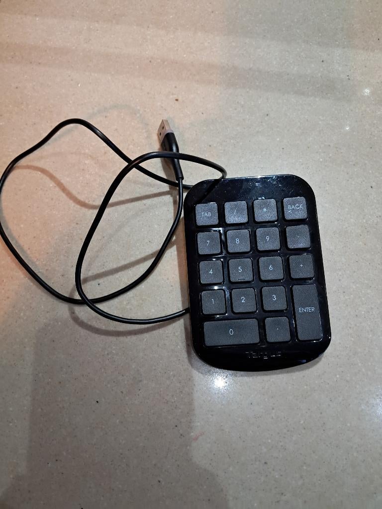 Targus AKP10EU USB-numeriek numeriek toetsenbord, Computers en Software, Toetsenborden, Ophalen, Numeriek, Zo goed als nieuw, Draadloos