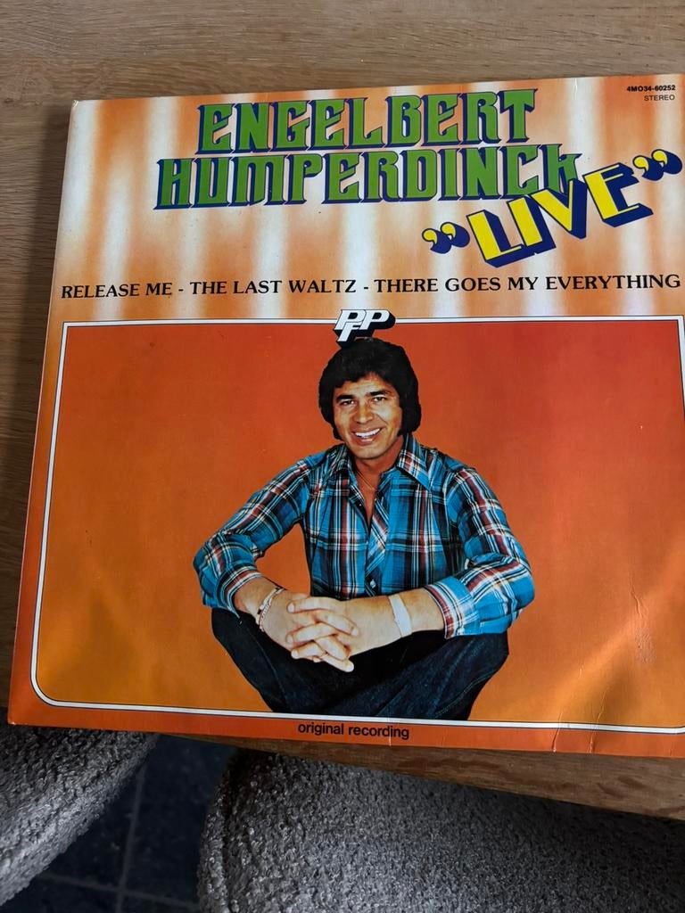 Engelbert Humperdinck Live vinyl, Ophalen of Verzenden, Zo goed als nieuw