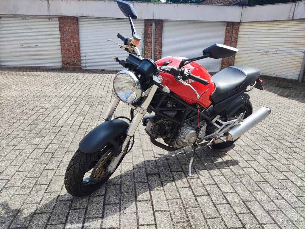 monstre 600, Motos, 2 cylindres, Particulier, Naked bike