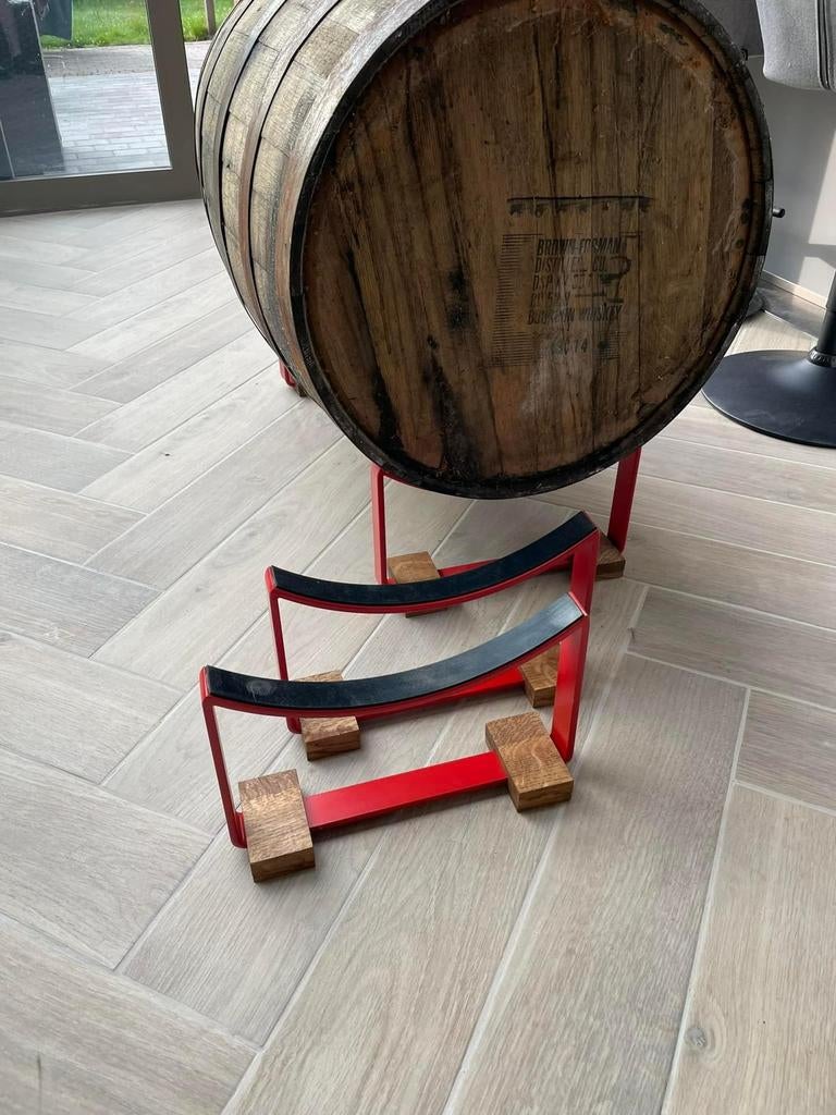 Staanders voor houten (Duvel)vat, Enlèvement ou Envoi, Comme neuf