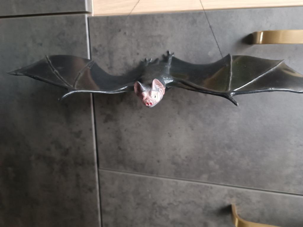Halloween Realistisch uitziende vleermuis in rubber, Hobby en Vrije tijd, Verzenden, Zo goed als nieuw, Versiering