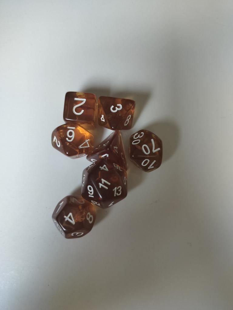Dnd dices oranje, Hobby en Vrije tijd, Ophalen