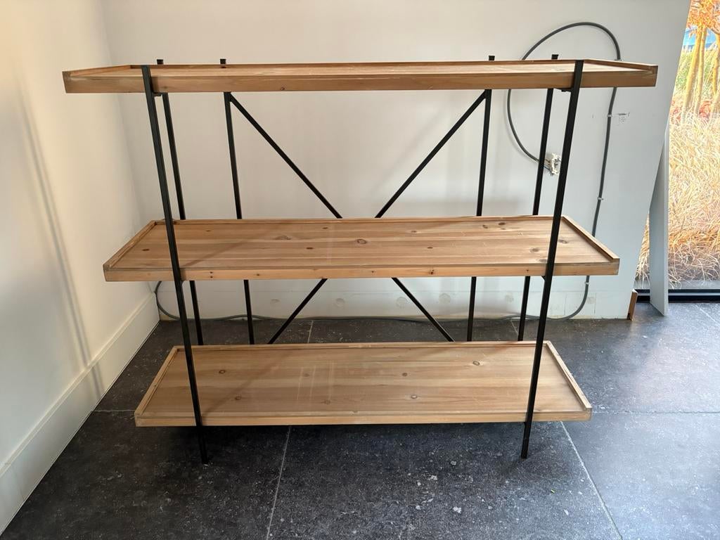 Zwart metalen rek met houten leggers - 3 stuks, Enlèvement, Comme neuf