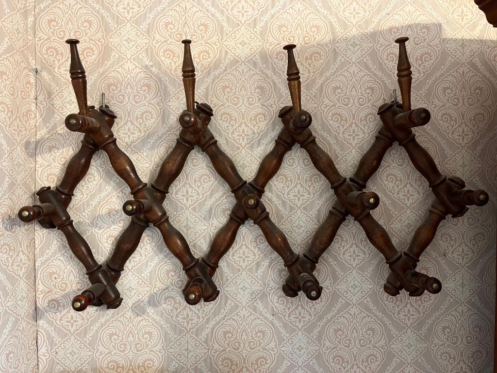 Portemanteau extensible à suspendre début XXe, Enlèvement ou Envoi
