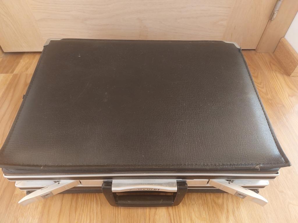 Attaché case, 35 à 45 cm, Enlèvement, Utilisé, Cuir