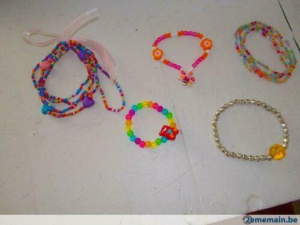 lot de bracelets fantaisie filette, Enlèvement