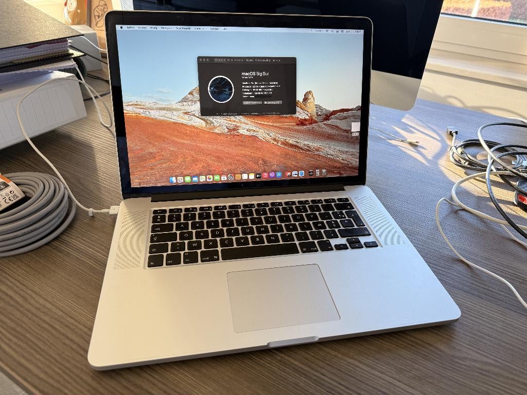 MacBook Pro 15 inch - mid 2014, Informatique & Logiciels, Apple Macbooks, Comme neuf, MacBook, 15 pouces, 2 à 3 Ghz, 256 GB, 16 GB
