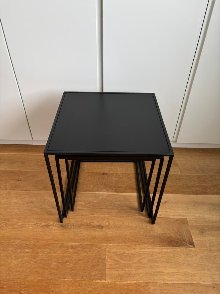 Tables gigognes, Ophalen, Zo goed als nieuw