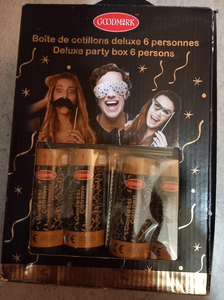 Boite de cotillons de luxe 6 personnes, Enlèvement, Neuf, Article de fête