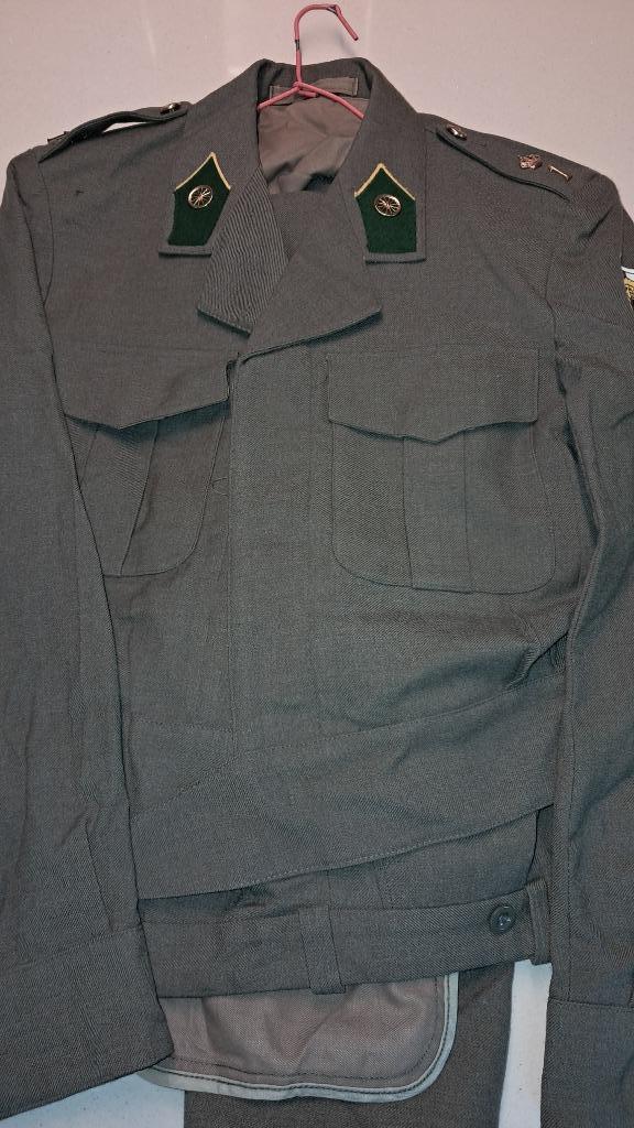 BELGIQUE - ABL - TENUES DIVERSES - FORCE TERRESTRE, Ophalen of Verzenden, Landmacht, Kleding of Schoenen