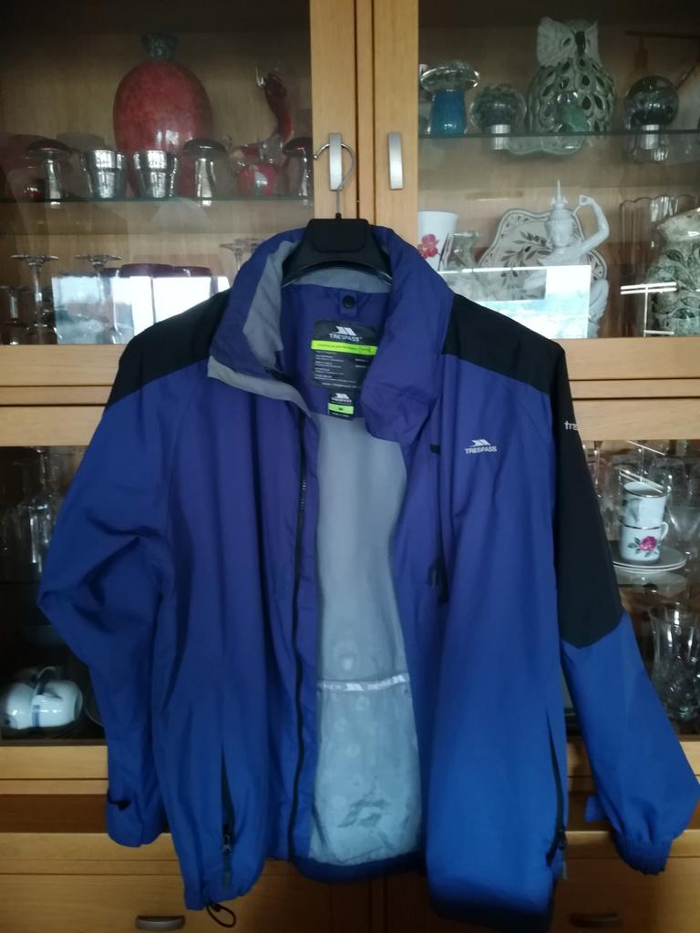 Veste de pluie TREPASS waterproof respirant, Enlèvement ou Envoi, Comme neuf