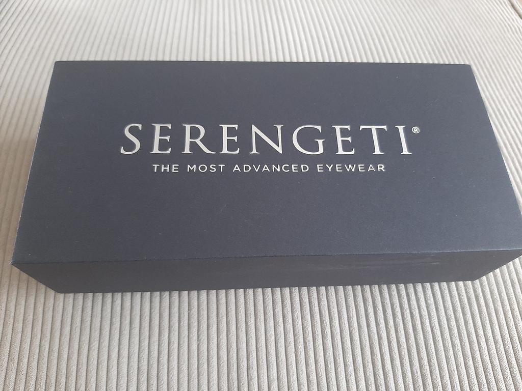 SERENGETI hardcase en originele doos, Ophalen of Verzenden, Zo goed als nieuw