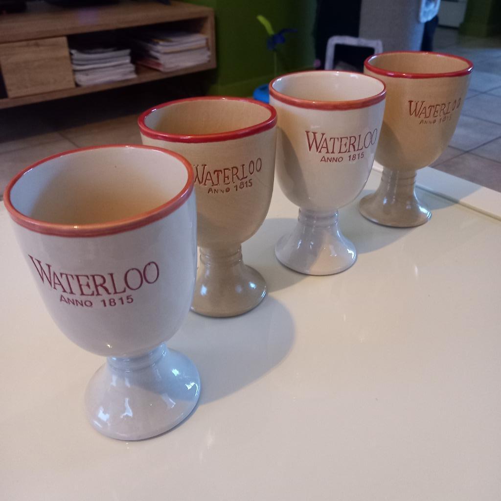 Waterloo 4 stenen bierkelken (2 witte en 2 bruine), Collections, Marques de bière, Enlèvement, Neuf, Chope(s), Autres marques