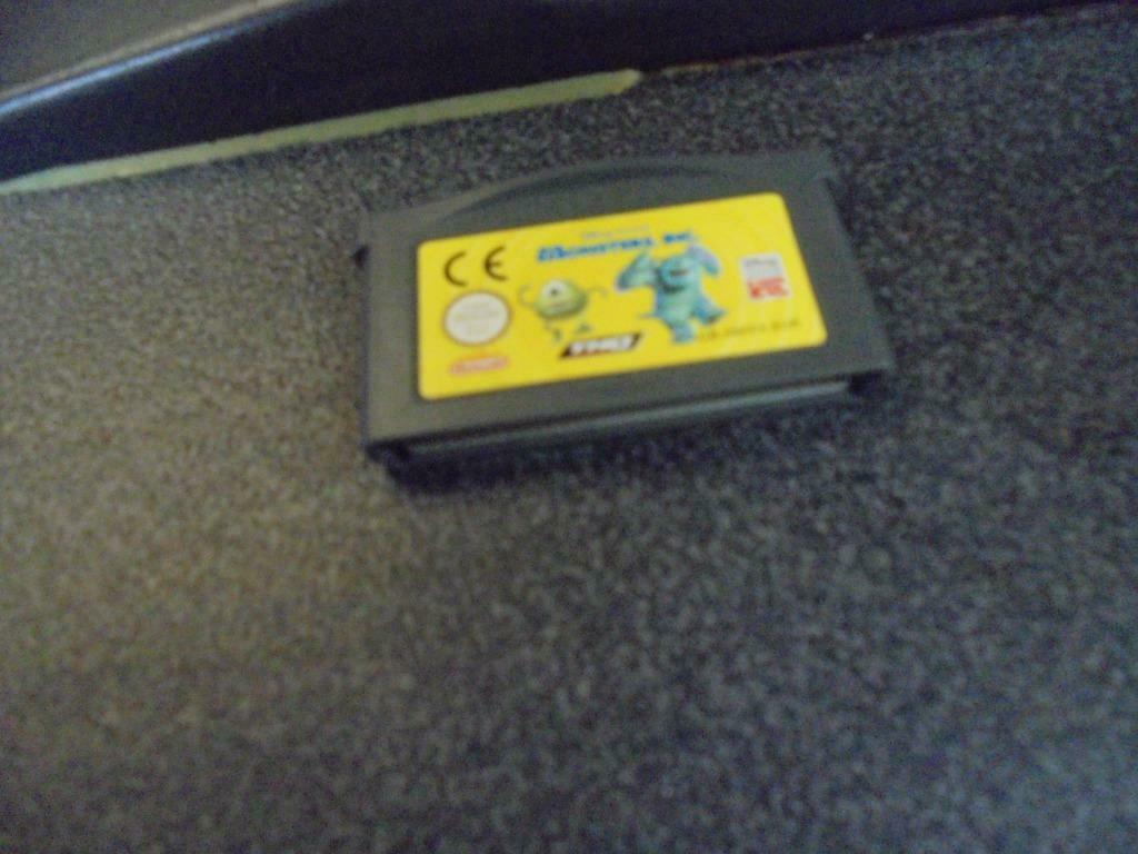 Game boy advance Monsters Inc. (orig), Games en Spelcomputers, Spelcomputers | Nintendo Game Boy, Ophalen of Verzenden, Gebruikt